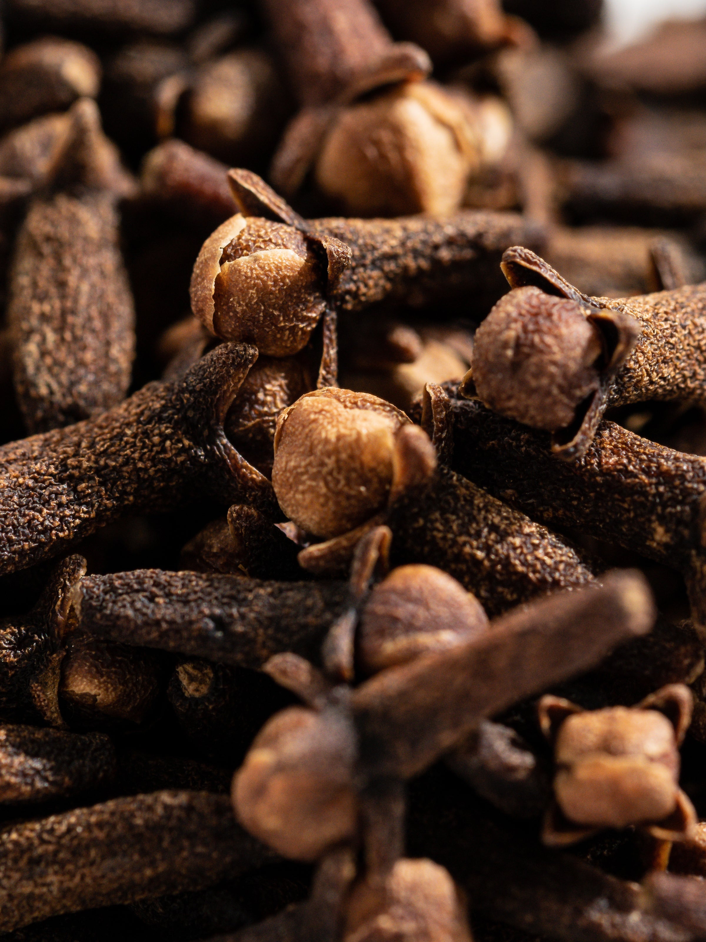 Caramel + Clove - Smart Scents for Busy Homes